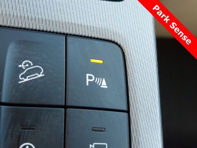 Used 2022 Hyundai Palisade Limited image 29