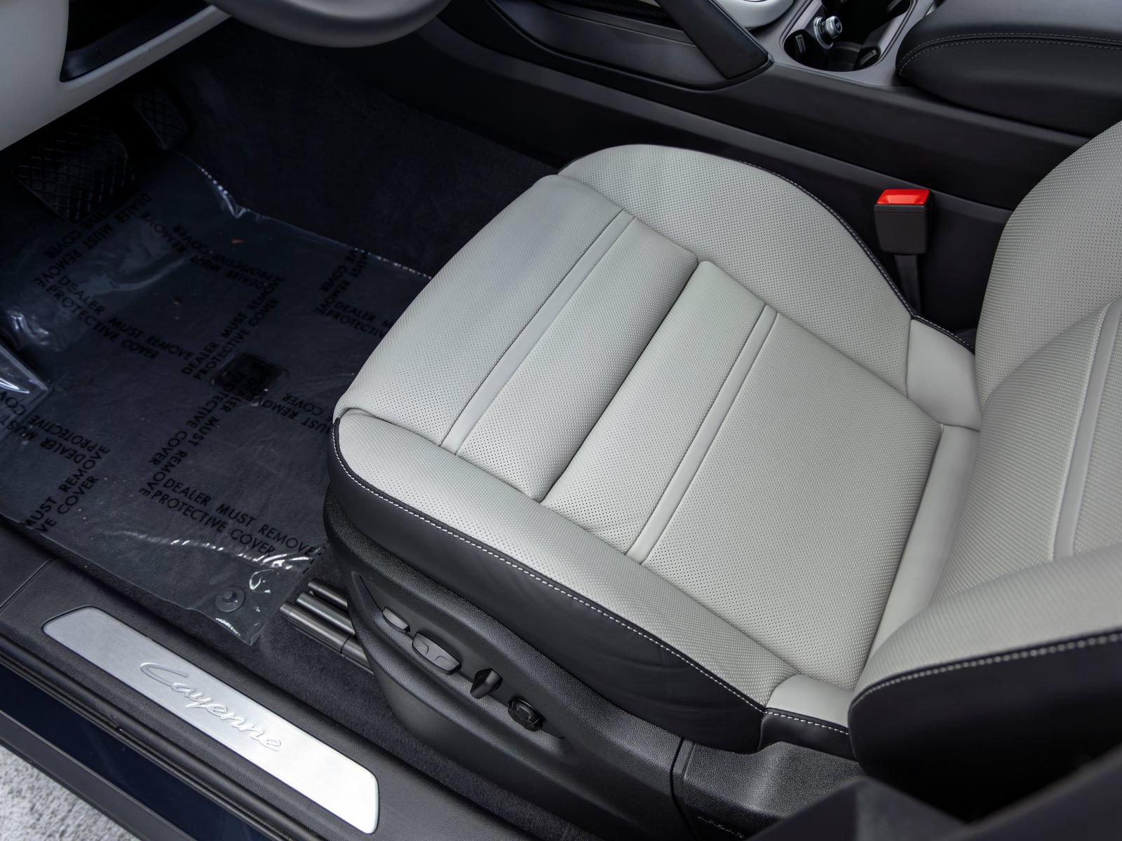 New 2026 Porsche Cayenne AWD/4WD image 26
