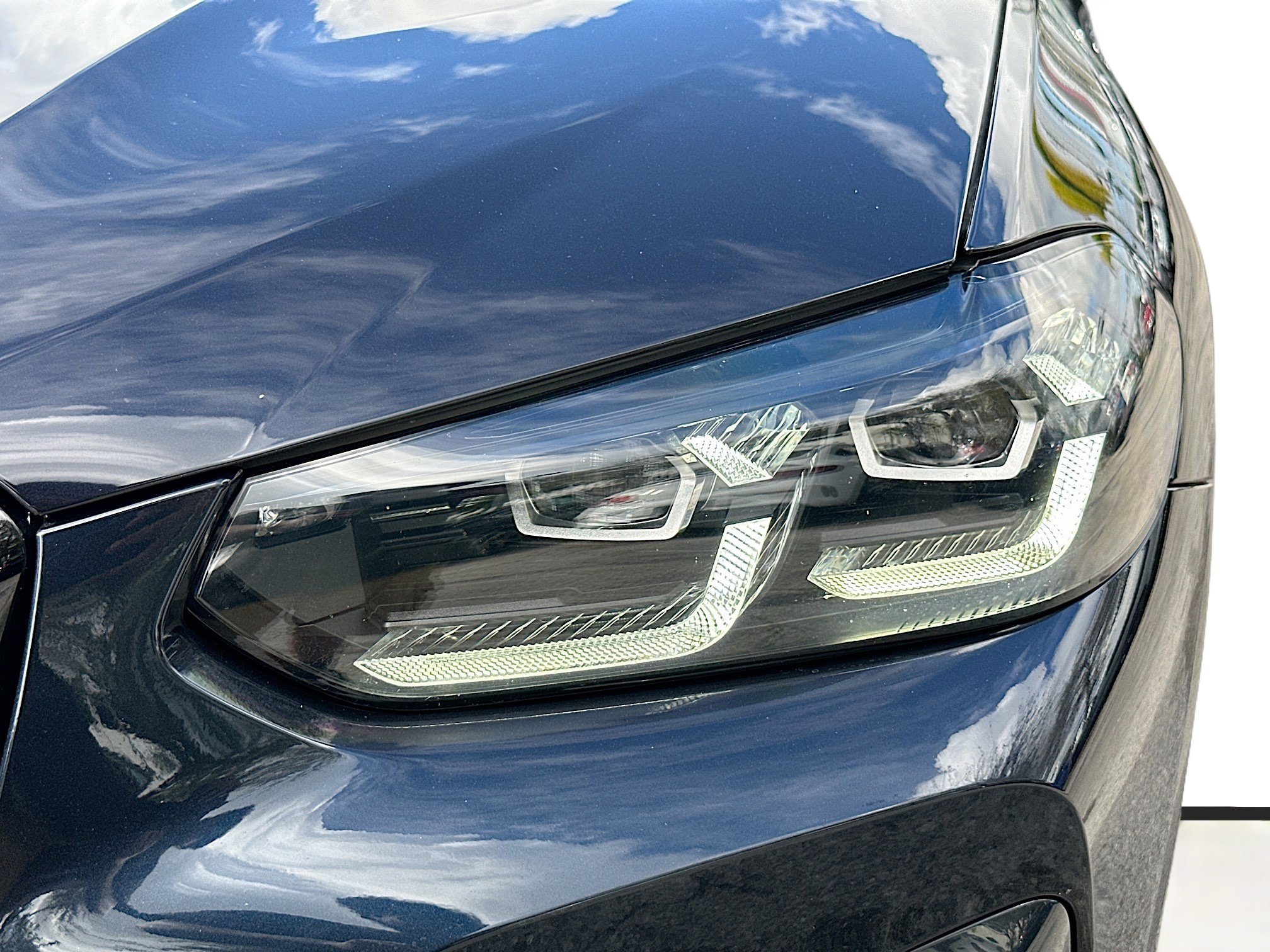 Certified 2024 BMW X4 xDrive30i w/ Premium Package image 31