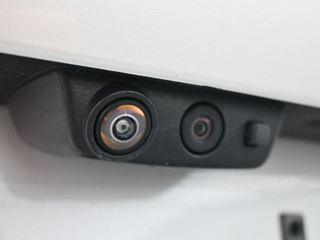 Used 2024 Cadillac Escalade ESV Premium Luxury w/ Performance Package image 25