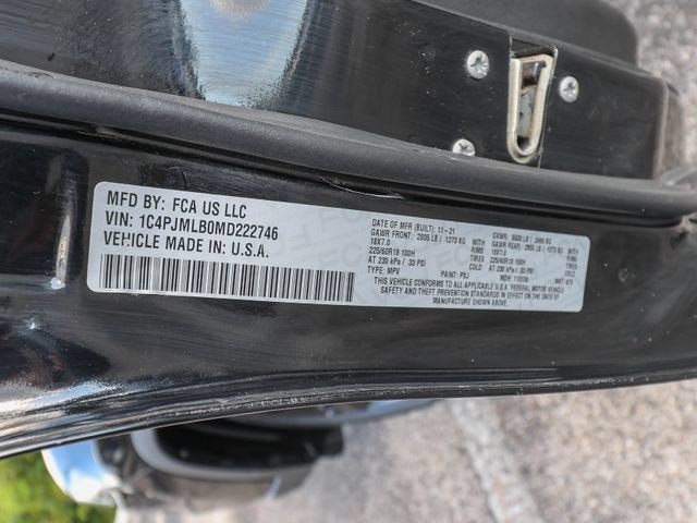 Used 2021 Jeep Cherokee Latitude Plus AWD/4WD image 40