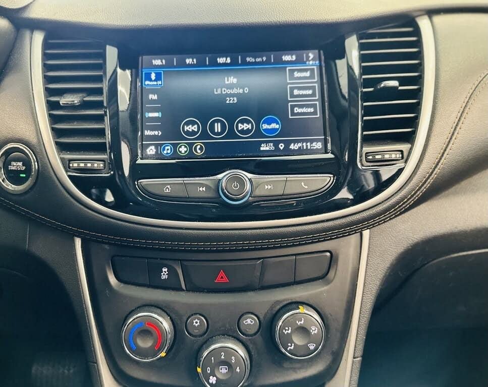 Used 2019 Chevrolet Trax LT w/ LT Convenience Package image 22