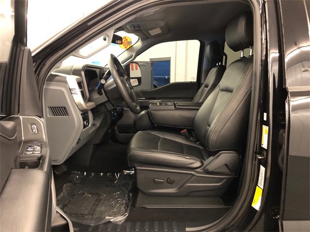 Used 2023 Ford F250 XLT w/ Black Appearance Package image 28