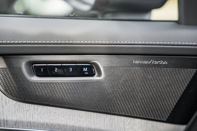 New 2026 Volvo XC90 B6 Ultra image 35