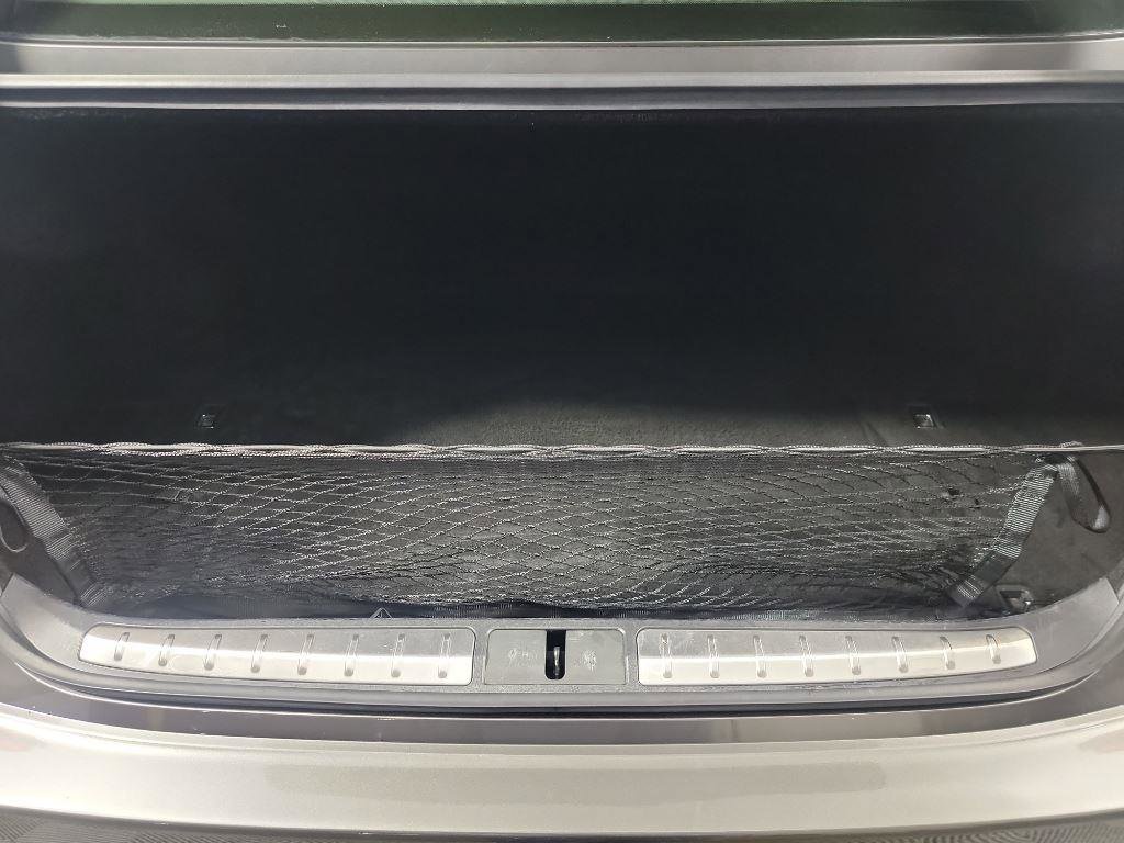 Used 2019 Lexus LS 500h AWD image 9