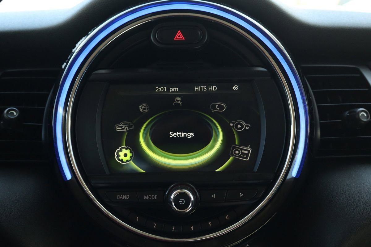 Used 2017 MINI Cooper 2-Door Hardtop FWD image 19
