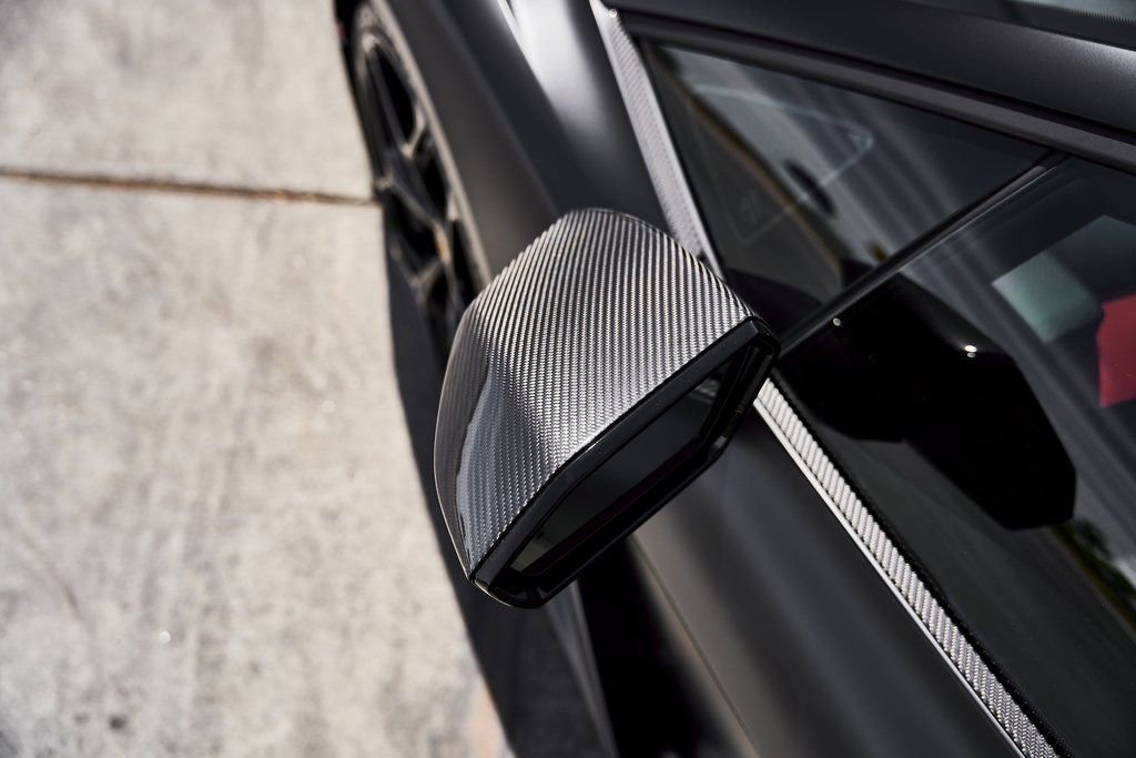 Used 2025 Lamborghini Revuelto image 13