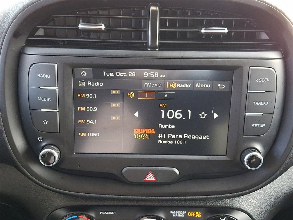 Certified 2023 Kia Soul LX w/ LX Technology Package image 16