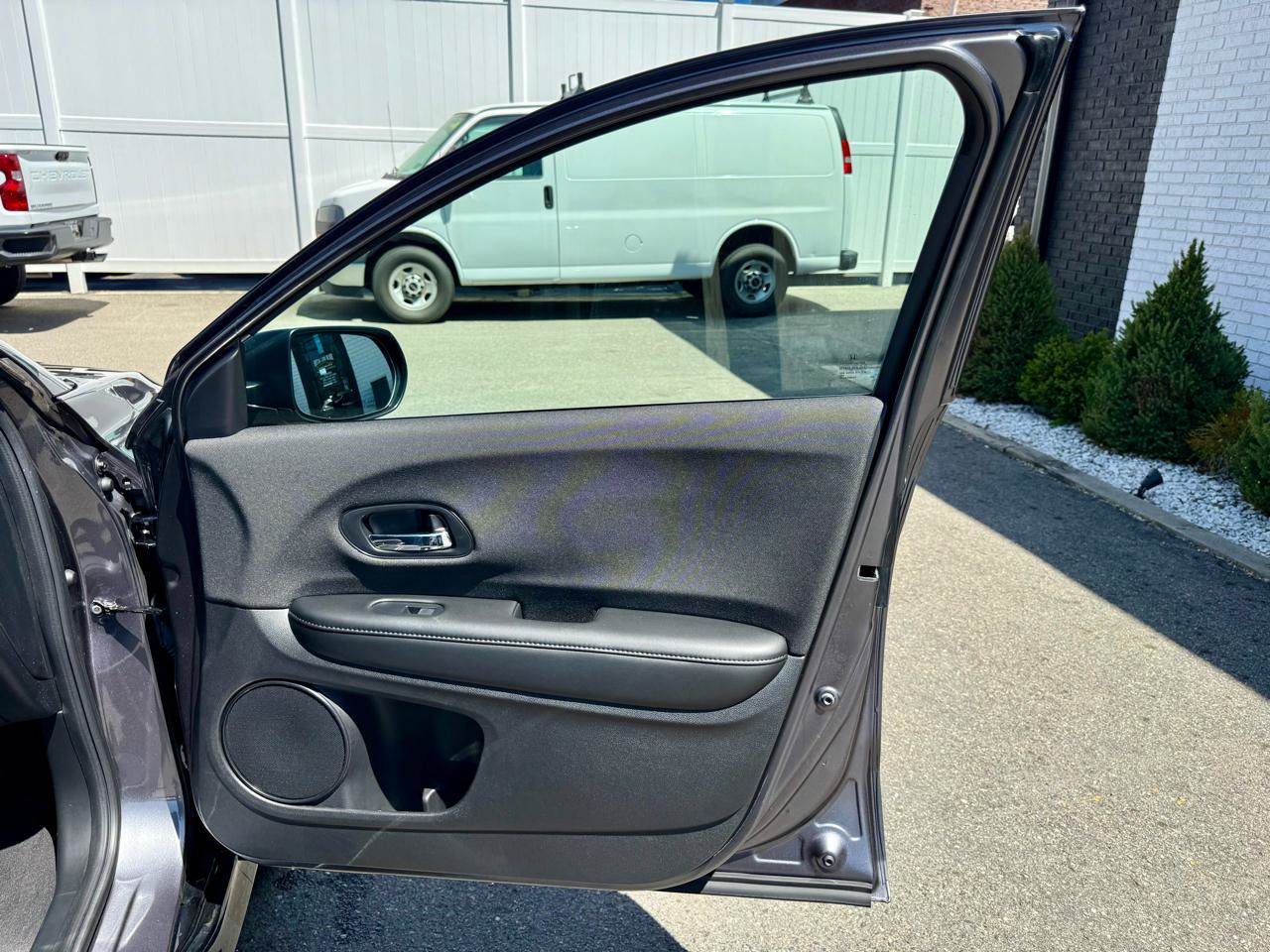 Used 2022 Honda HR-V Sport image 22