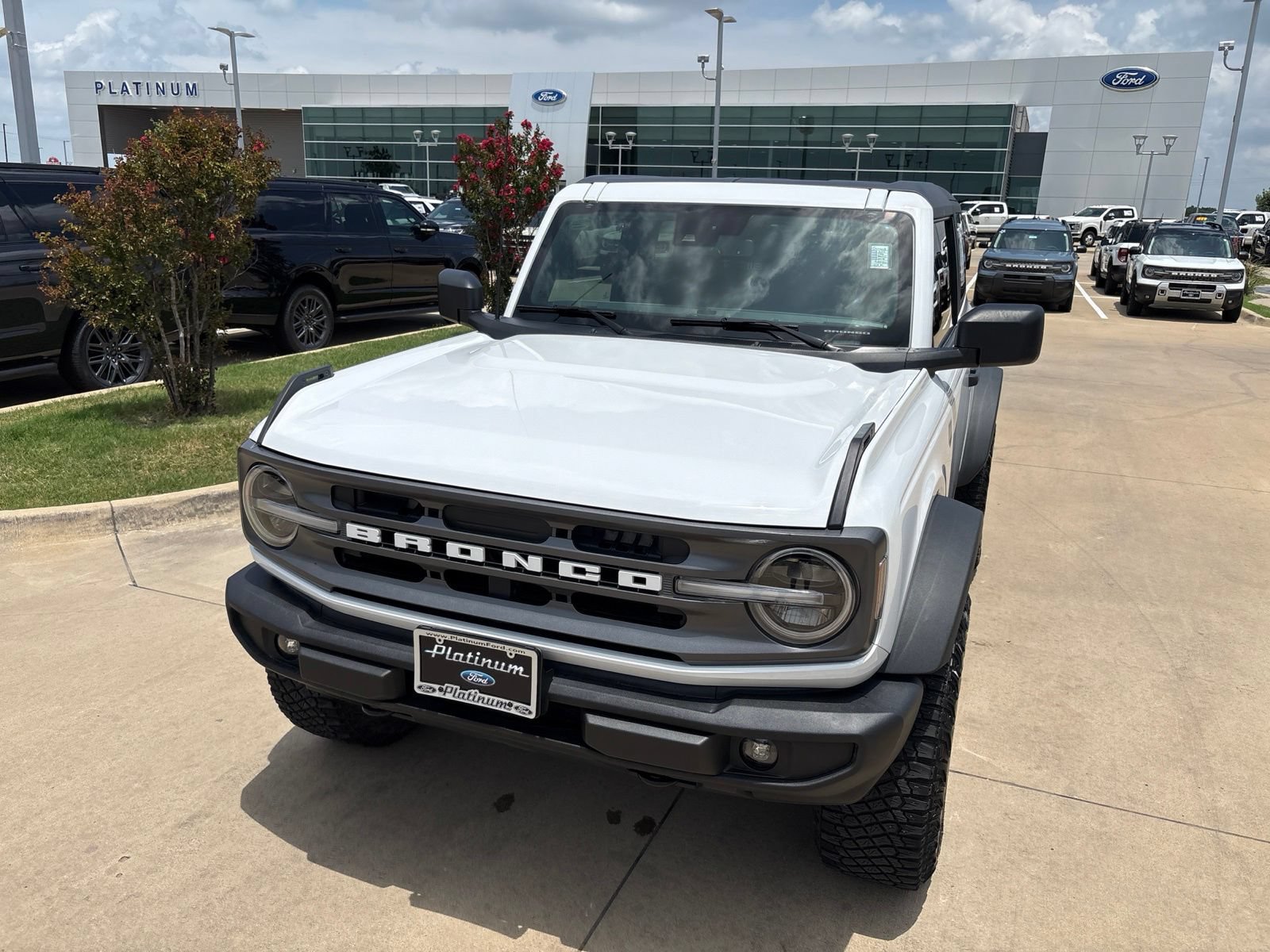 Used 2023 Ford Bronco Big Bend w/ Sasquatch Package AWD/4WD image 22