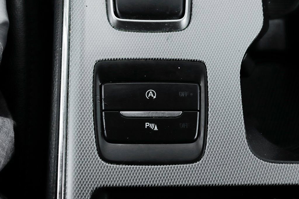 Used 2021 Ford Edge Titanium w/ Cargo Accessory Package image 42