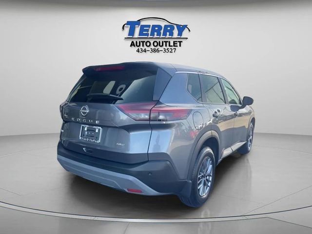 Used 2023 Nissan Rogue S image 6