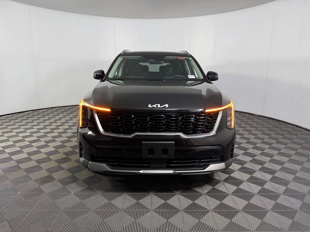 Used 2025 Kia Sorento EX AWD/4WD image 11