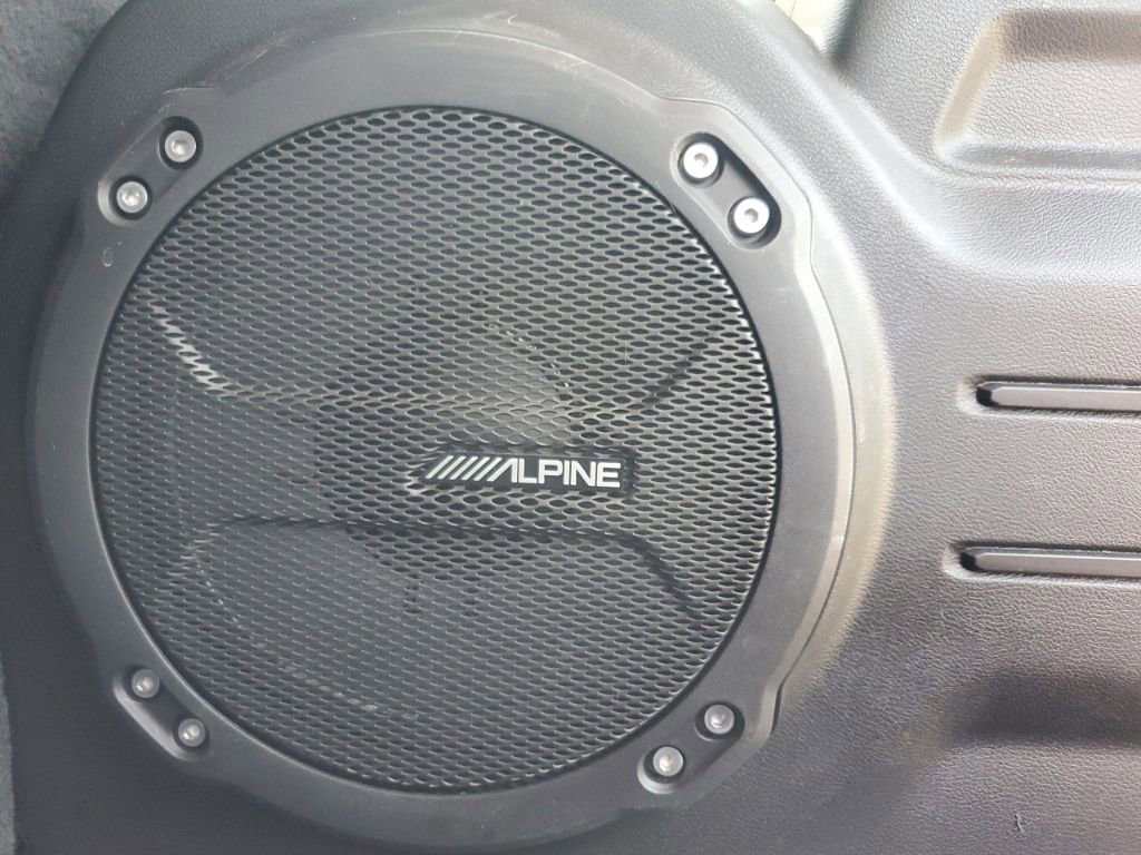 Used 2023 Jeep Wrangler Unlimited w/ Cold Weather Group image 16