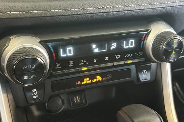 Certified 2024 Toyota RAV4 XLE FWD image 25