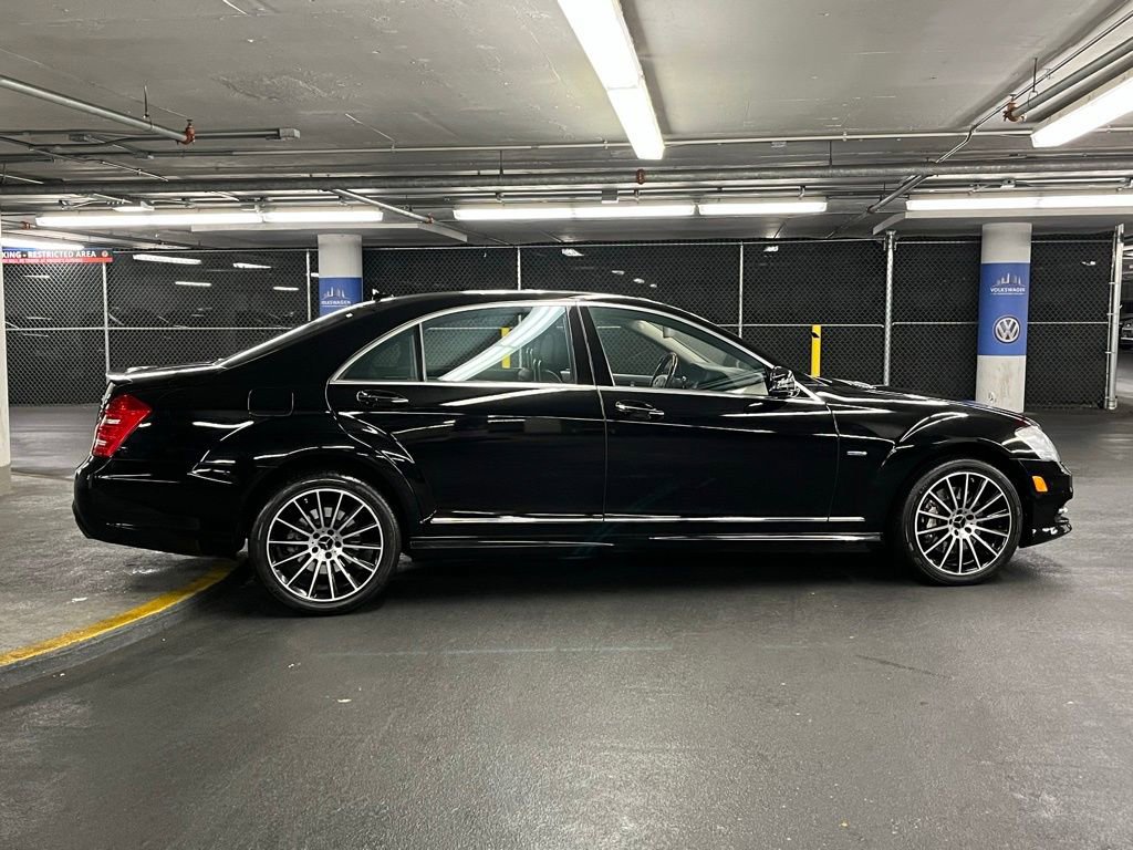 Used 2012 Mercedes-Benz S 550 4MATIC image 41