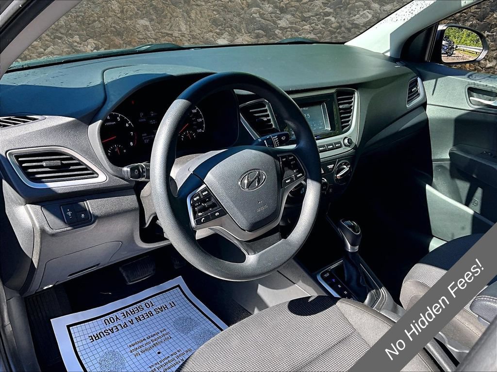 Used 2021 Hyundai Accent SE FWD image 11