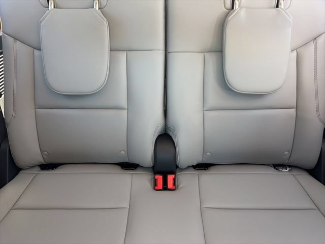 New 2026 Ford Explorer Active w/ Active Comfort Package RWD image 11