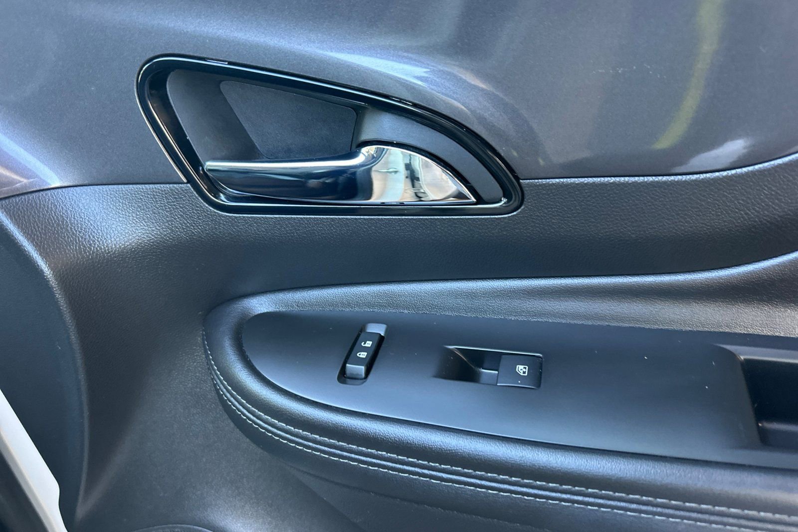 Certified 2022 Buick Encore Preferred w/ Safety Package image 22