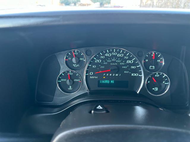 Used 2015 Chevrolet Express 2500 RWD image 45