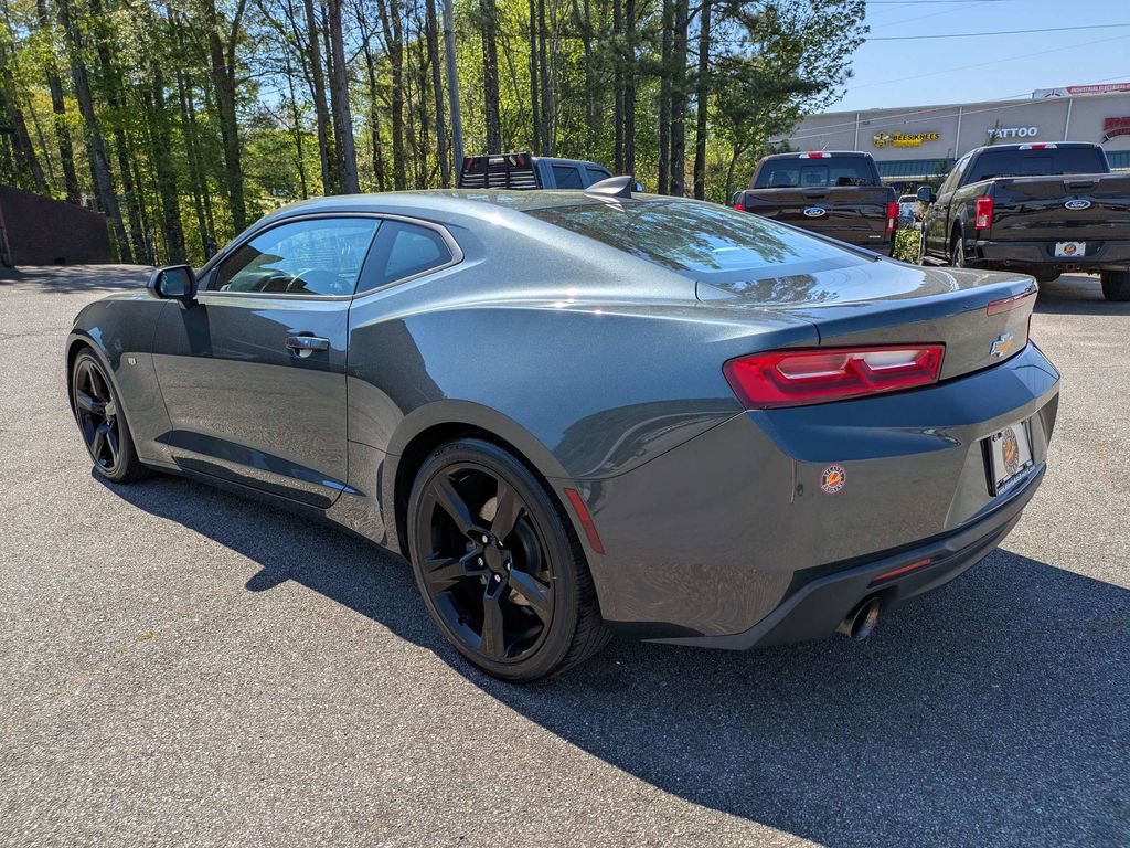 Used 2018 Chevrolet Camaro LT w/ Technology Package image 7
