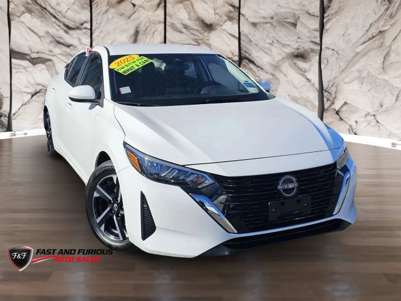 Used 2025 Nissan Sentra SV FWD image 1