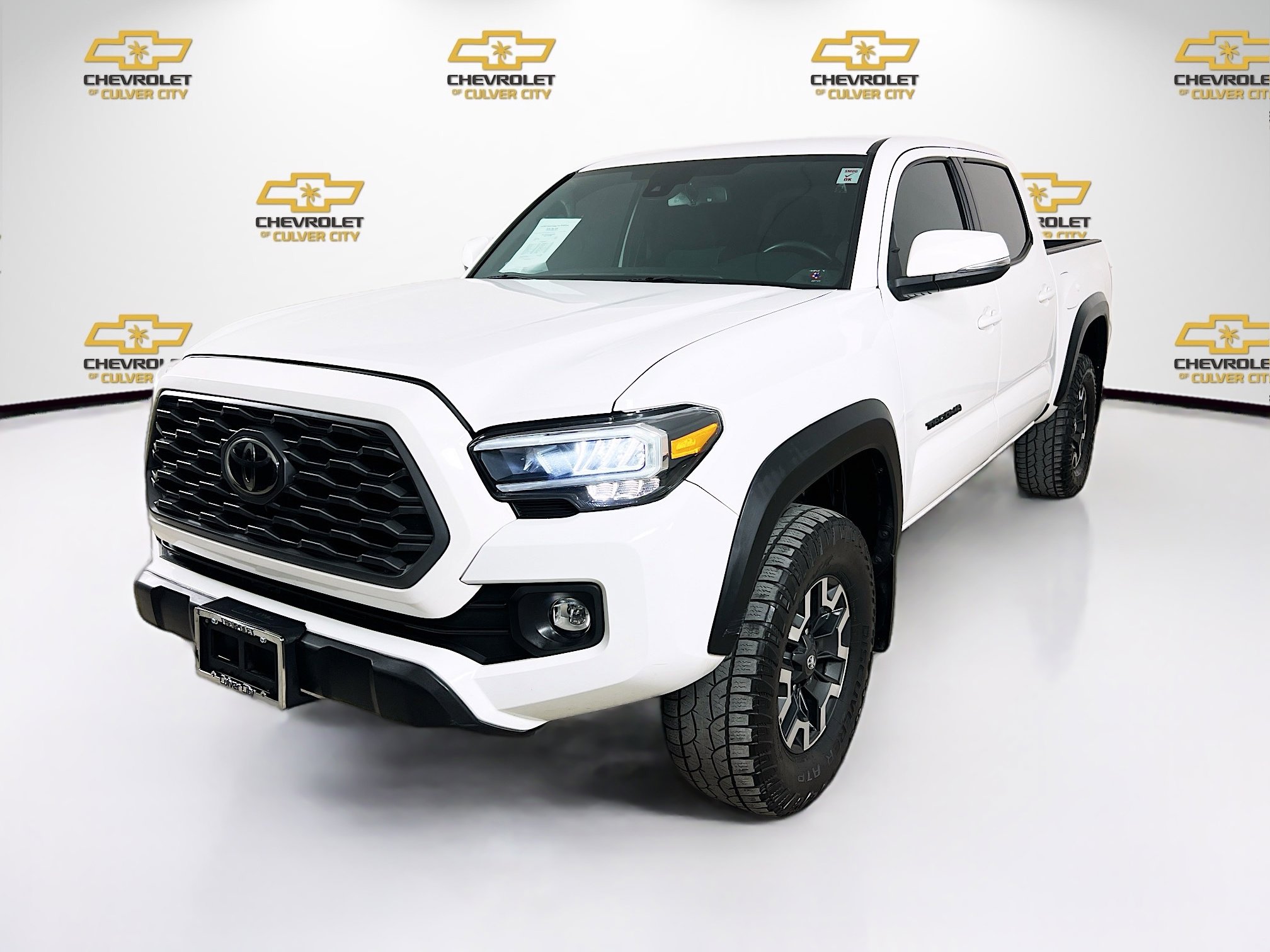 Used 2023 Toyota Tacoma TRD Off-Road image 3