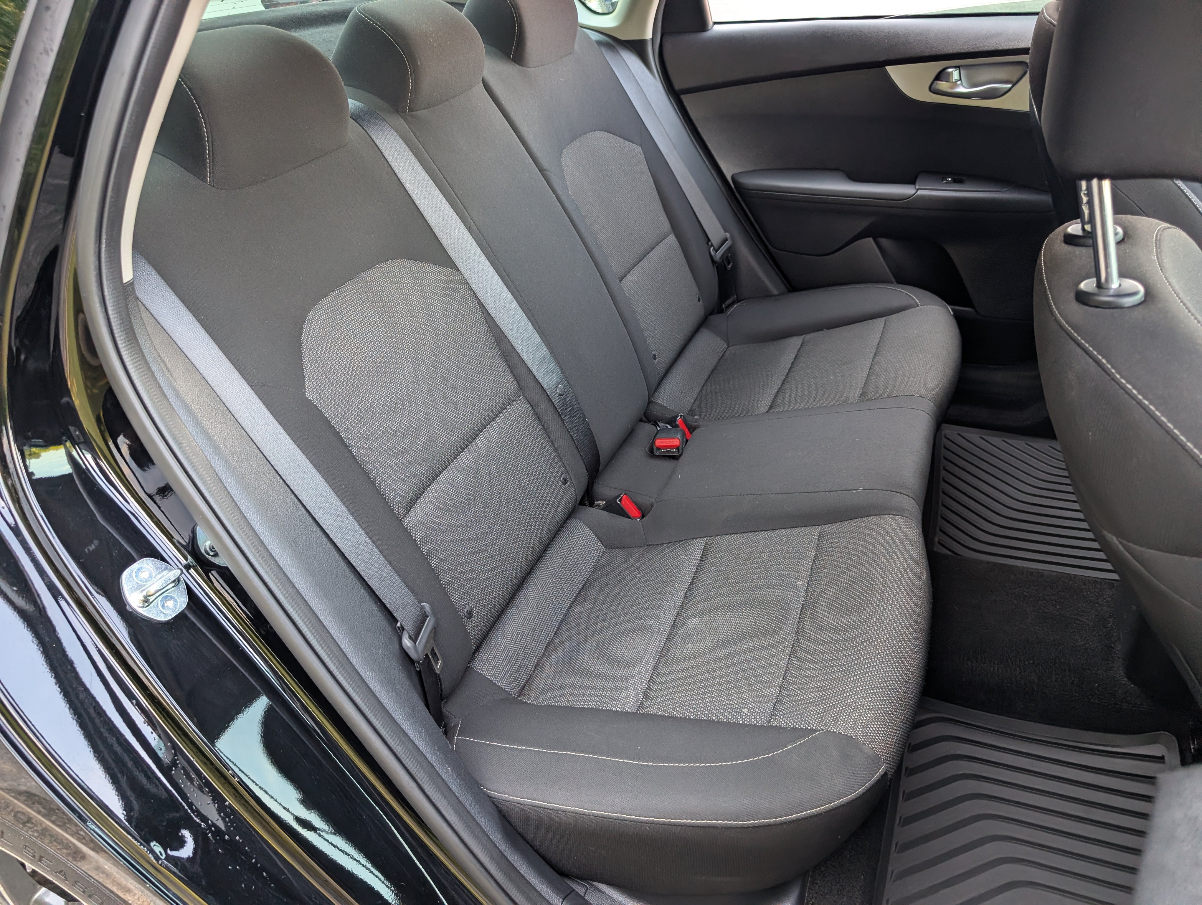 Used 2024 Kia Forte LXS w/ LXS Technology Package FWD image 19