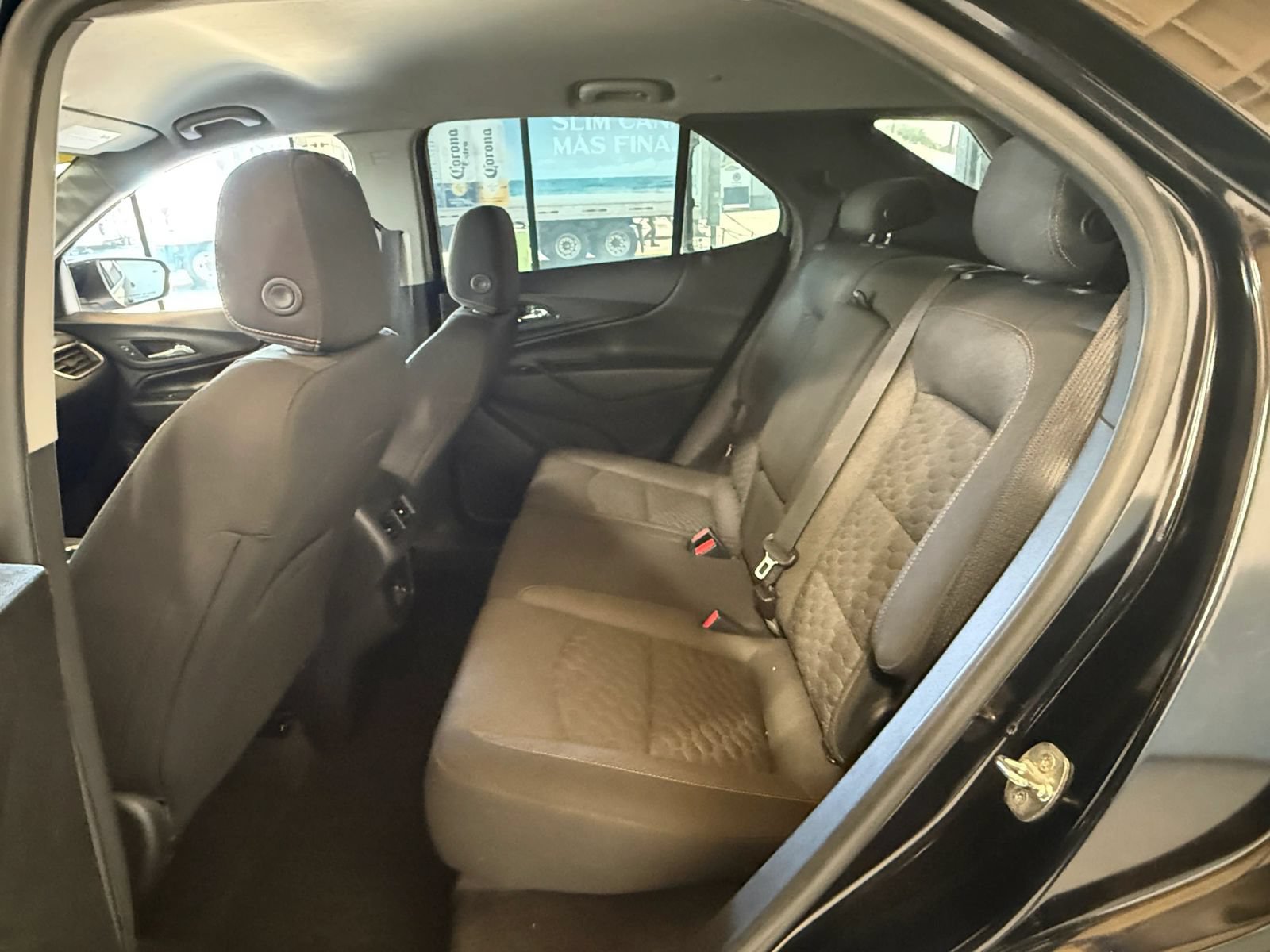 Used 2020 Chevrolet Equinox LT FWD image 10