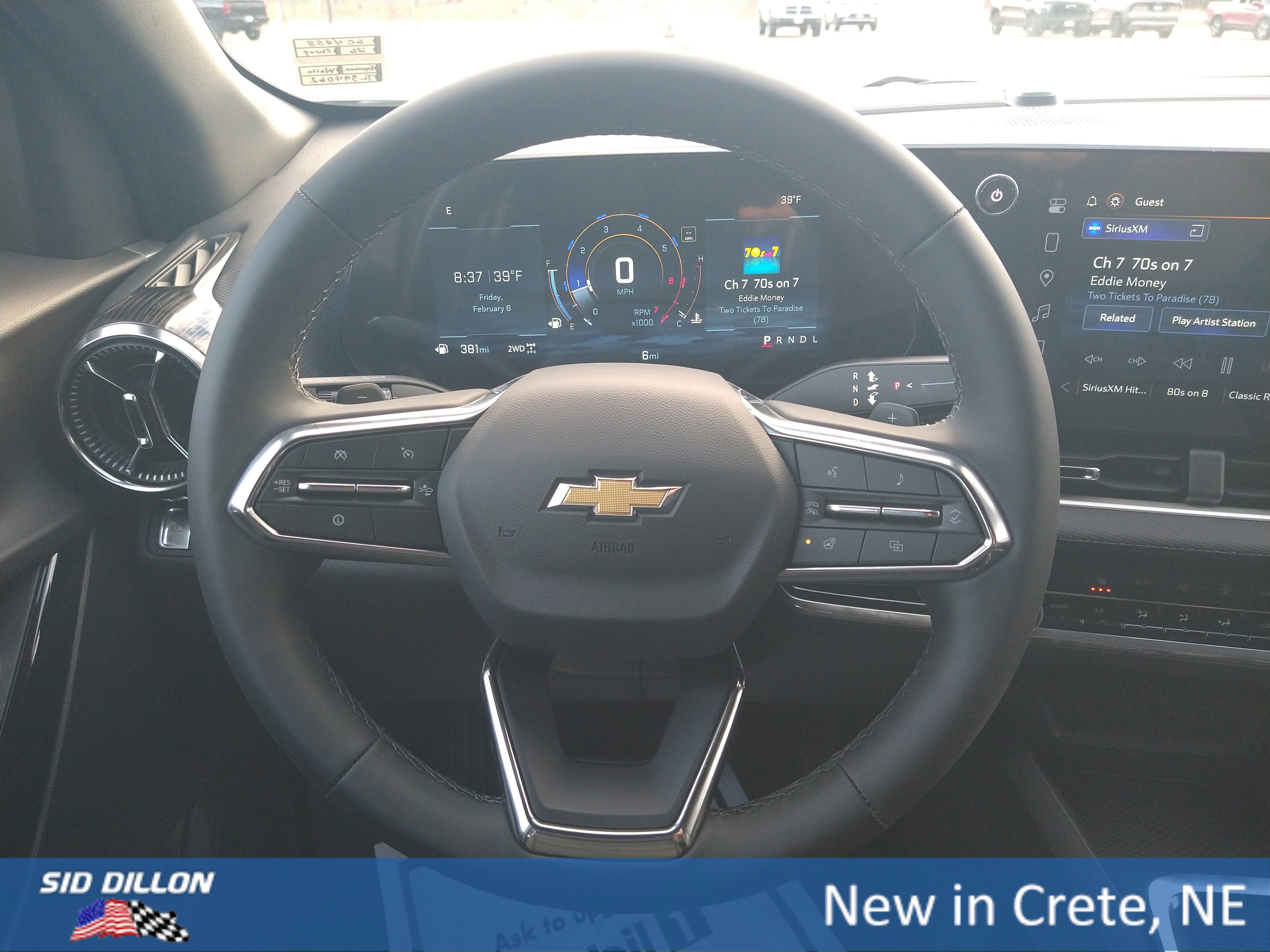 New 2026 Chevrolet Equinox LT image 2