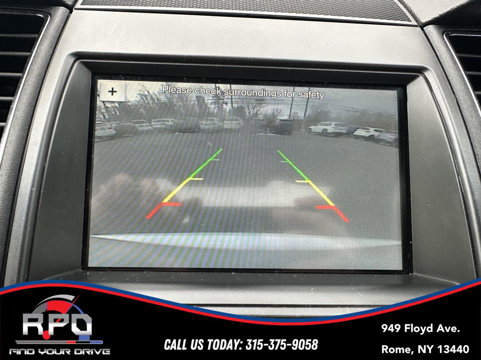 Used 2018 Ford Taurus Limited AWD/4WD image 27