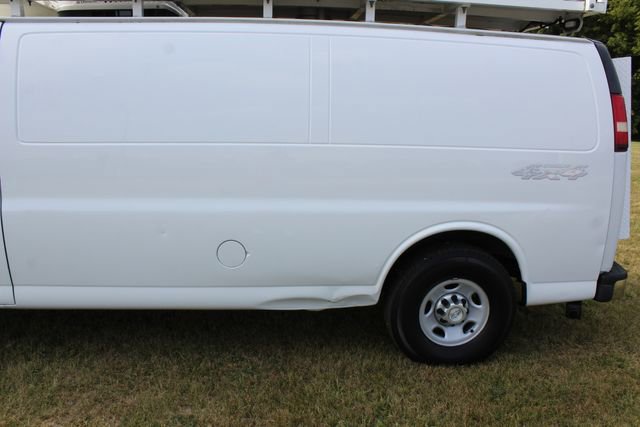 Used 2014 Chevrolet Express 3500 Extended image 12