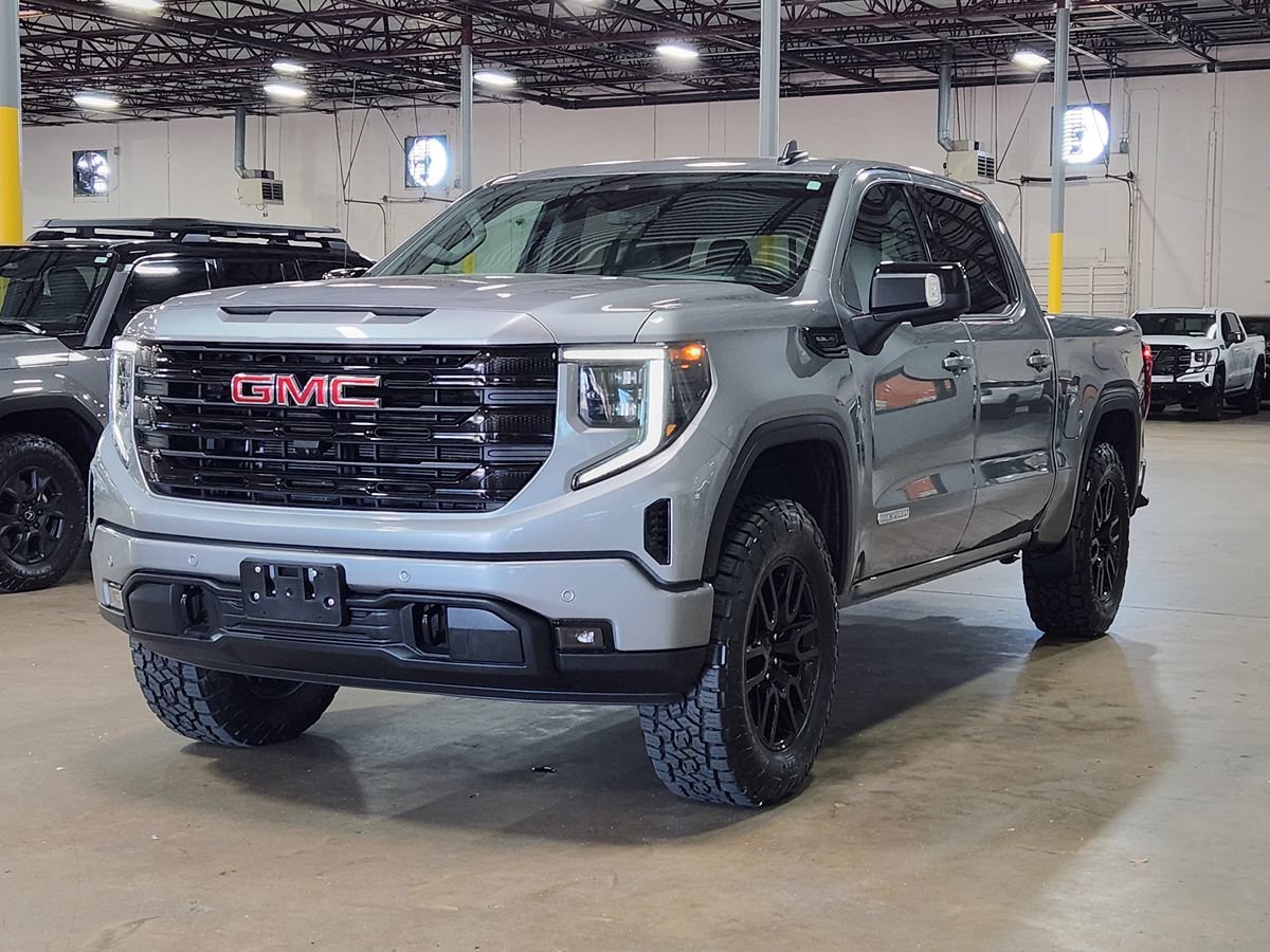 Used 2025 GMC Sierra 1500 Elevation w/ Elevation Premium Package AWD/4WD image 4