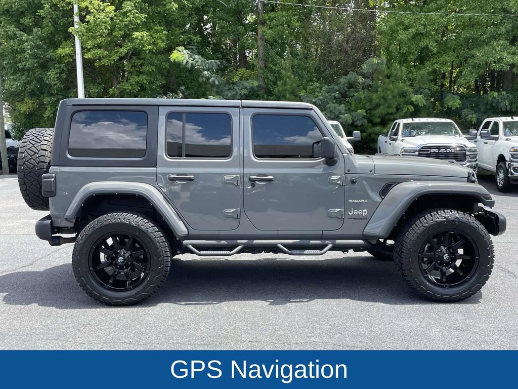 Used 2022 Jeep Wrangler Unlimited Sahara AWD/4WD image 9