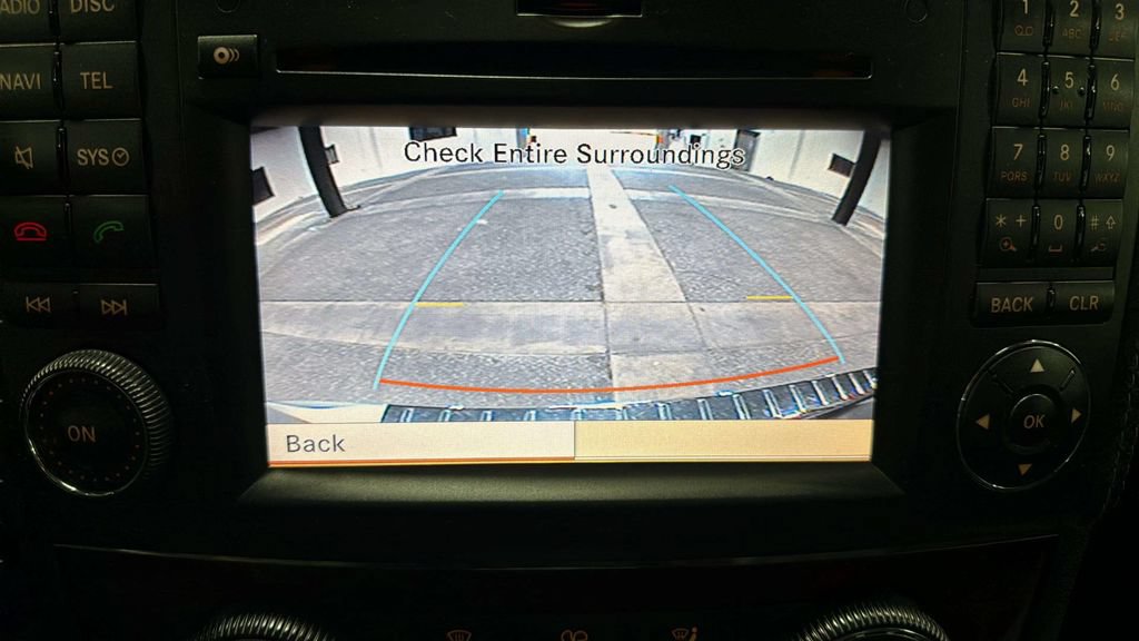 Used 2012 Mercedes-Benz GL 320 BlueTEC 4MATIC image 30