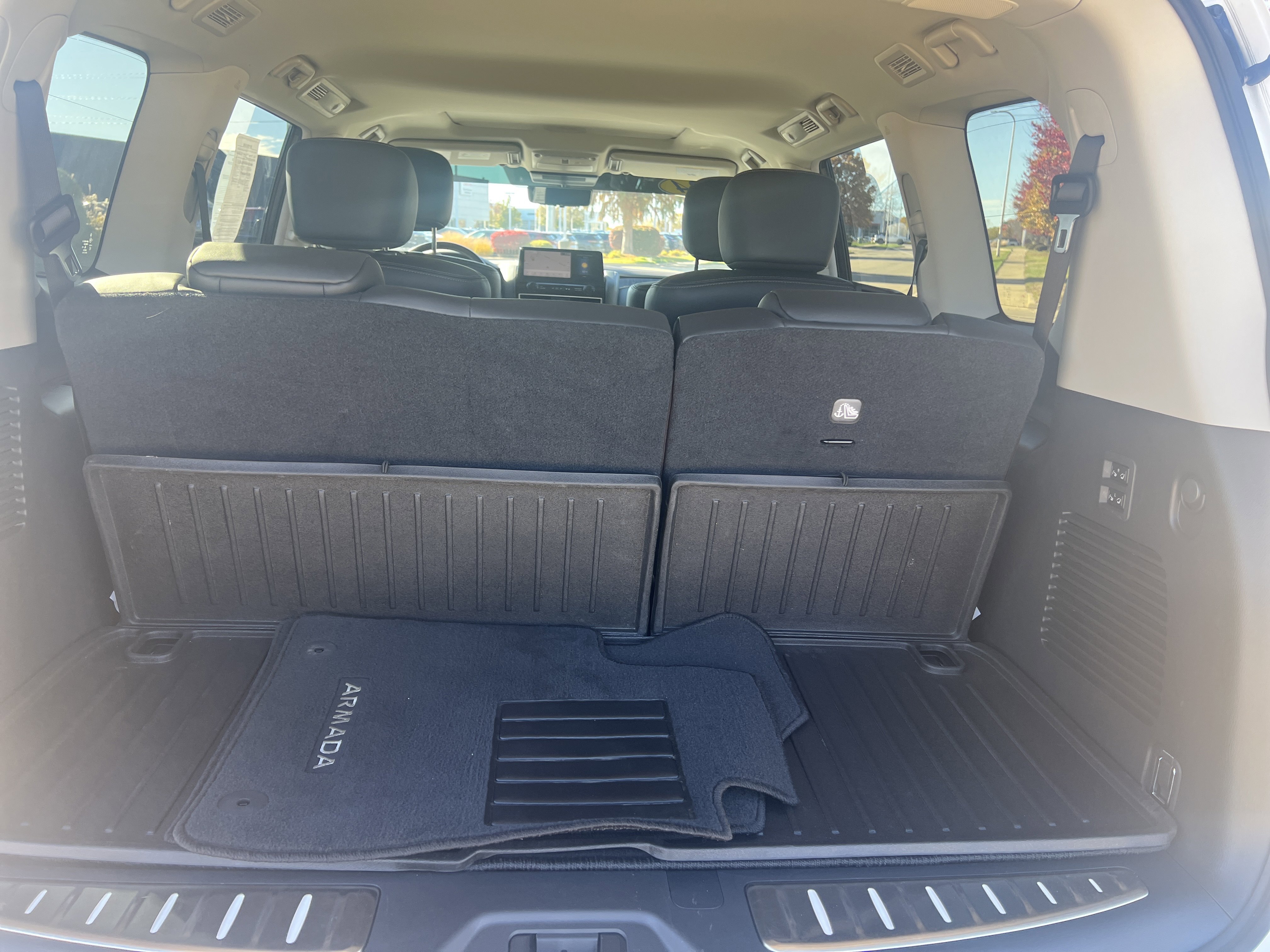 Certified 2024 Nissan Armada Platinum w/ Captain's Chairs Package image 24