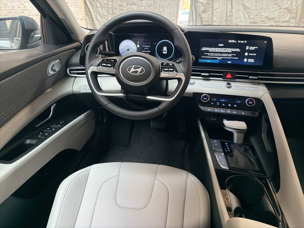 New 2026 Hyundai Elantra Limited image 14