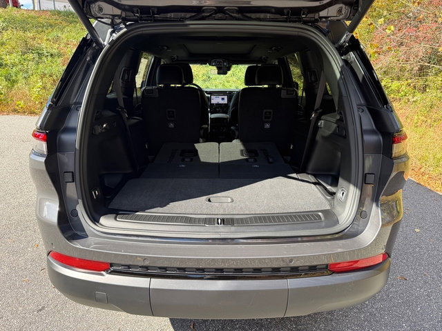 New 2025 Jeep Grand Cherokee L Limited image 20