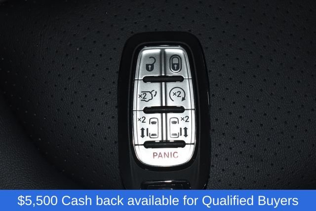 New 2026 Chrysler Pacifica Select w/ S Appearance Package FWD image 12