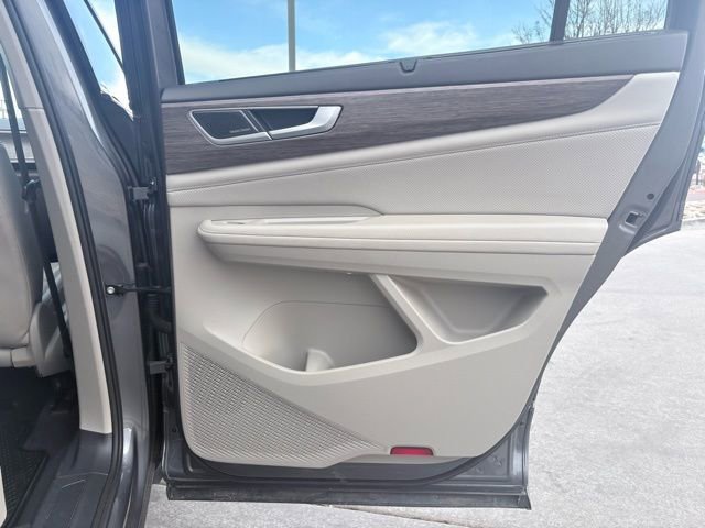 Used 2024 Volkswagen Atlas SEL Premium R-Line image 26