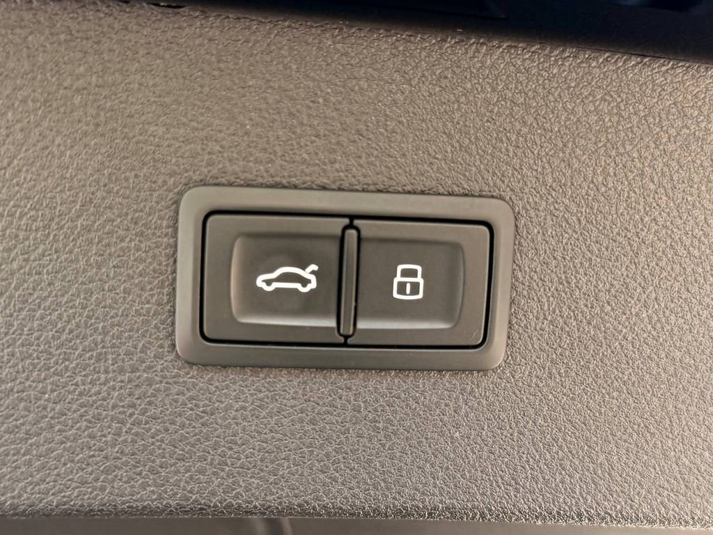 Used 2017 Audi RS 7 Performance w/ Driver Assistance Package image 49