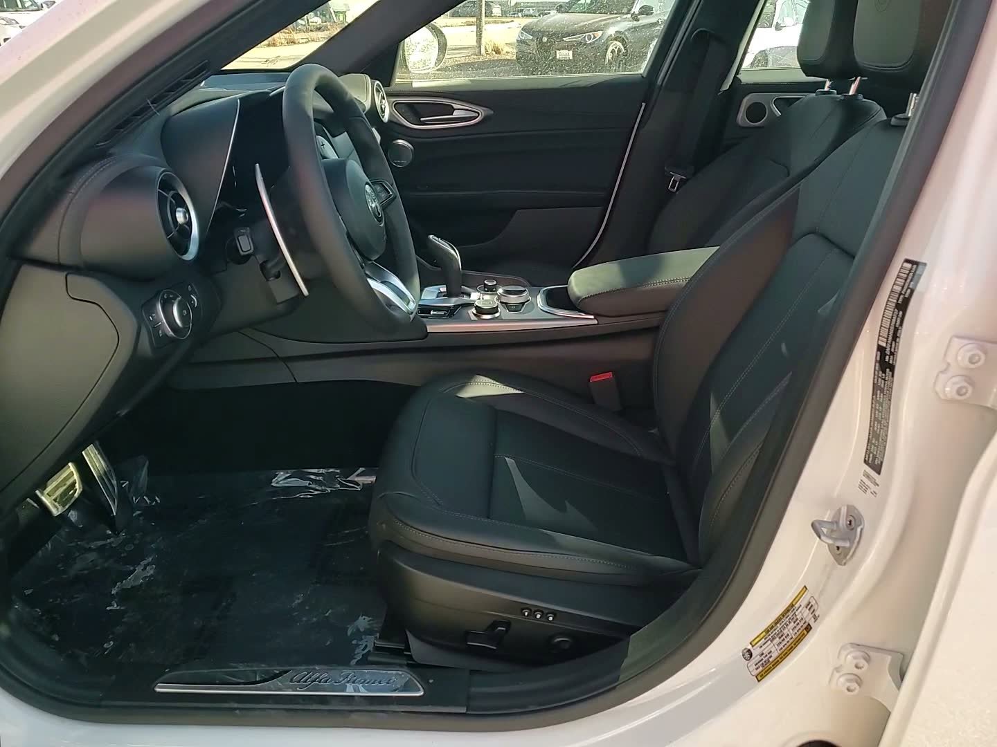 New 2025 Alfa Romeo Giulia AWD image 25