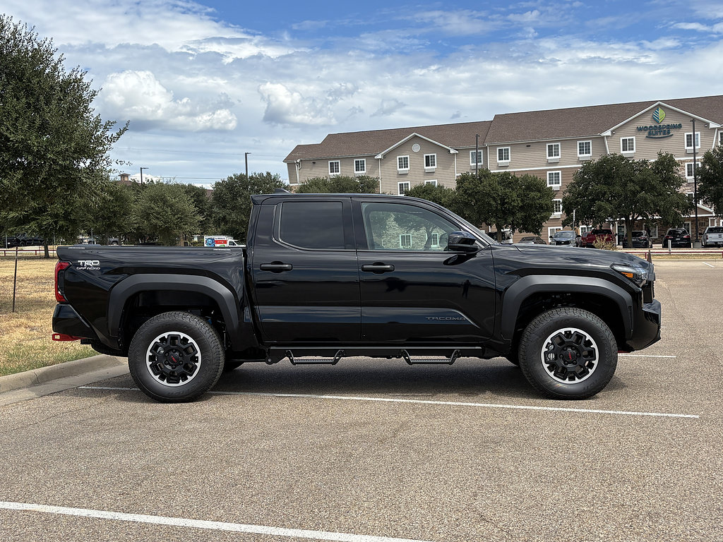 New 2026 Toyota Tacoma TRD Off-Road AWD/4WD image 5