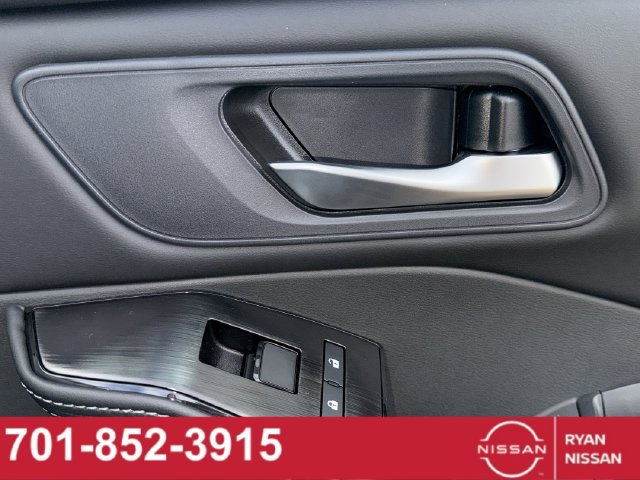 New 2026 Nissan Rogue SV w/ Cold Weather Package AWD/4WD image 24