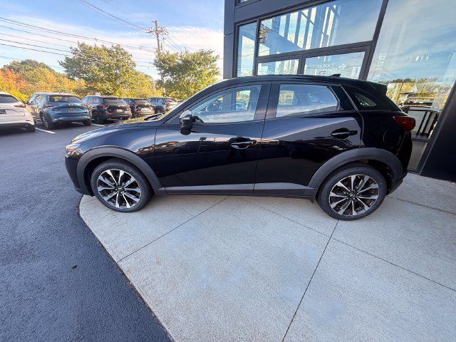 Used 2019 MAZDA CX-3 Touring w/ Preferred Equipment Package AWD/4WD image 4