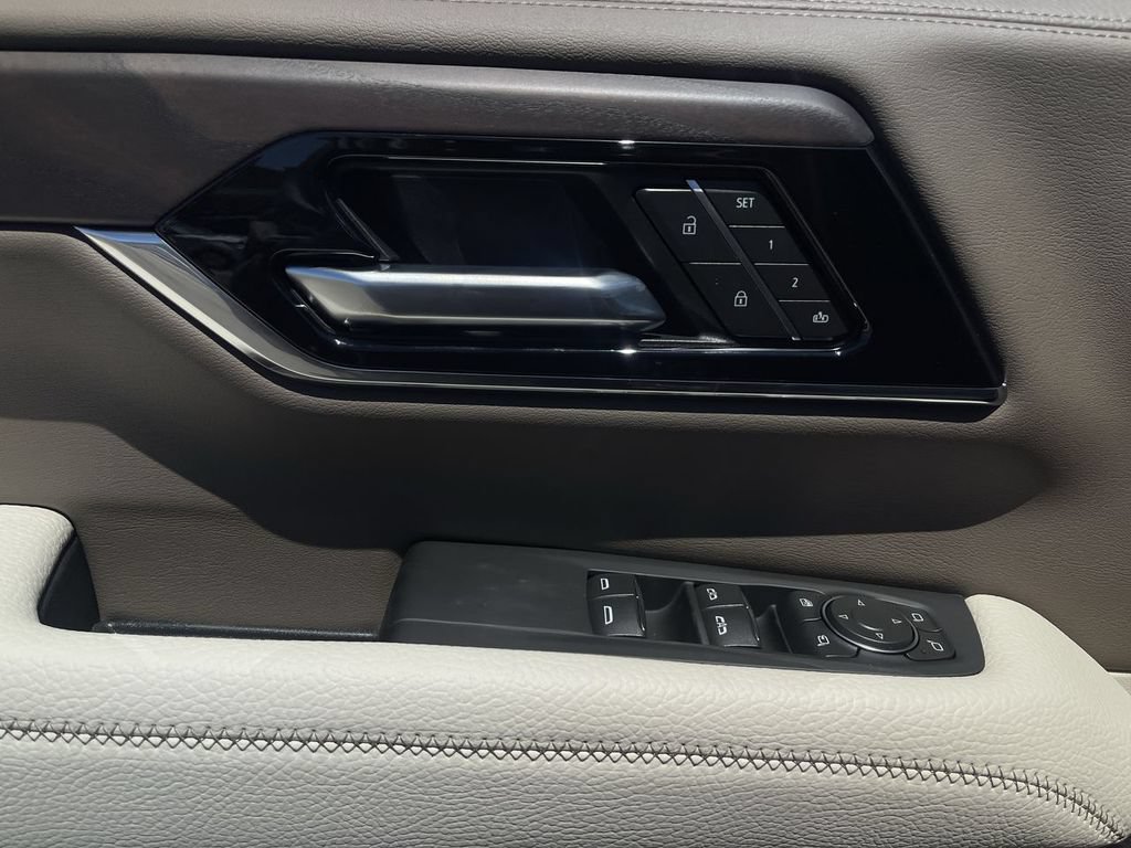 New 2026 GMC Yukon XL Denali AWD/4WD image 23