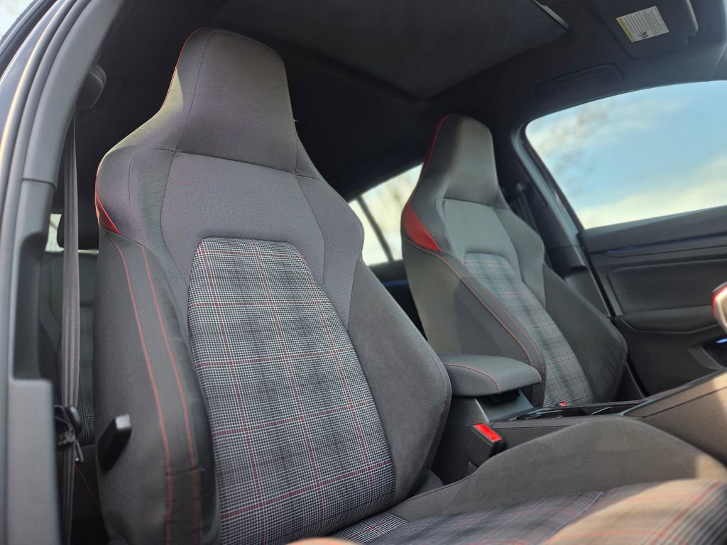 Used 2022 Volkswagen GTI SE FWD image 26