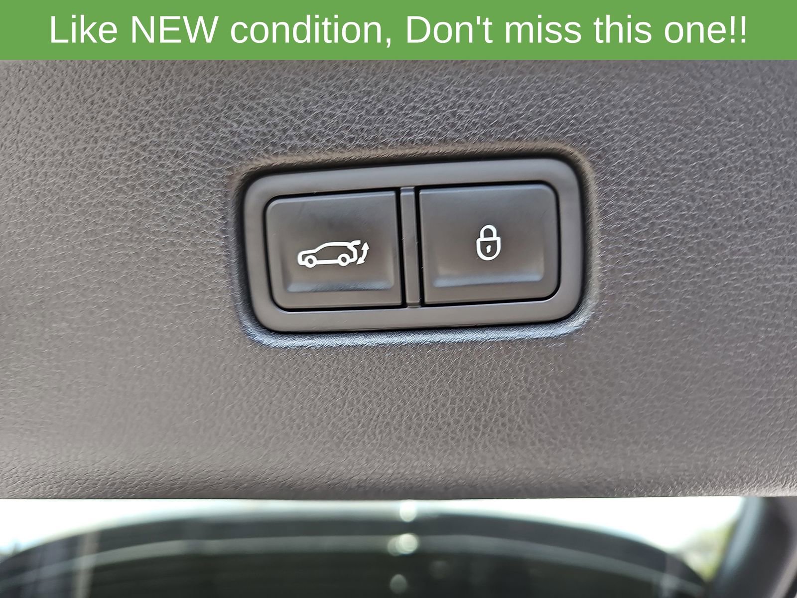 Used 2023 Genesis GV70 2.5T w/ Advanced Package AWD/4WD image 14
