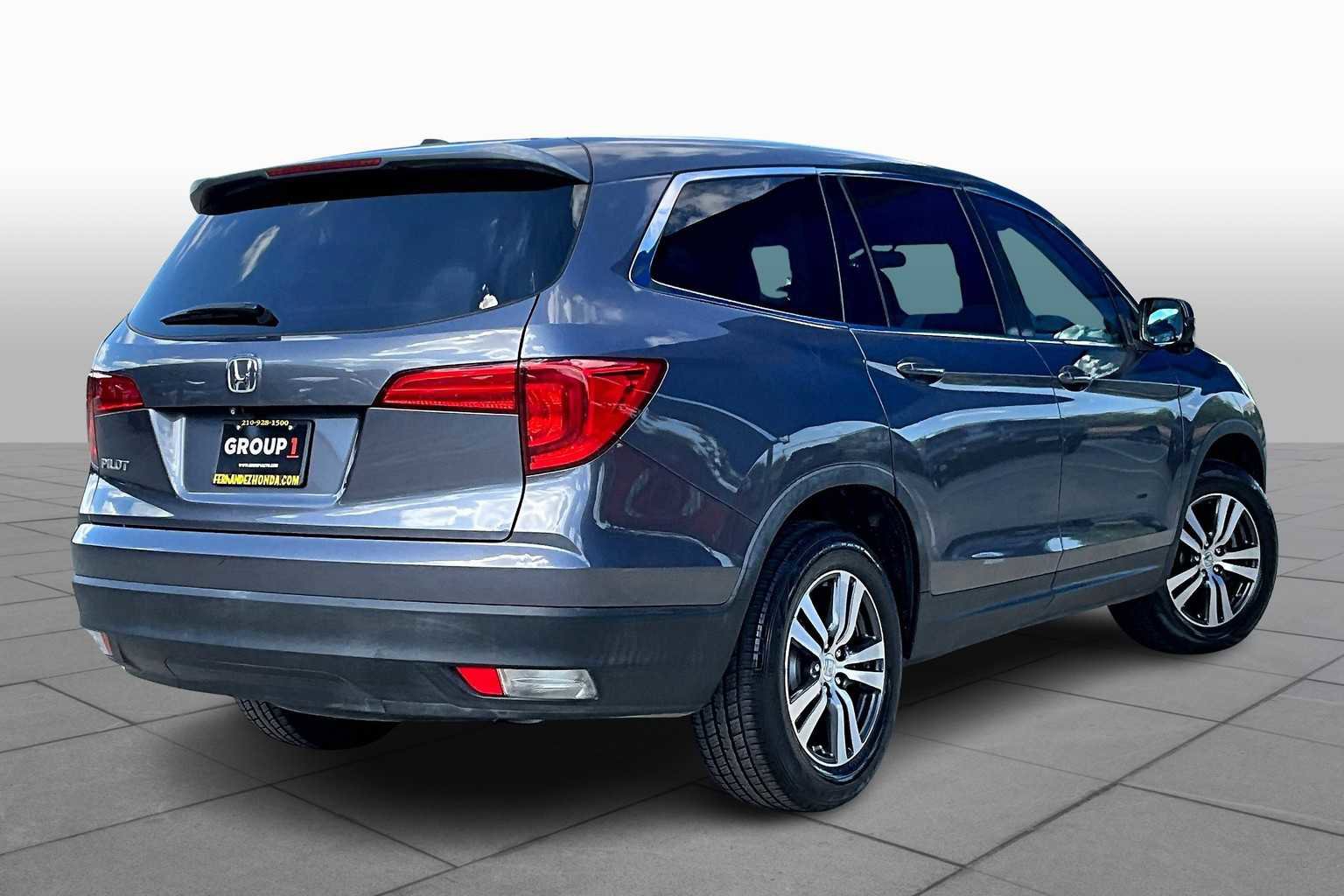 Used 2018 Honda Pilot EX image 13