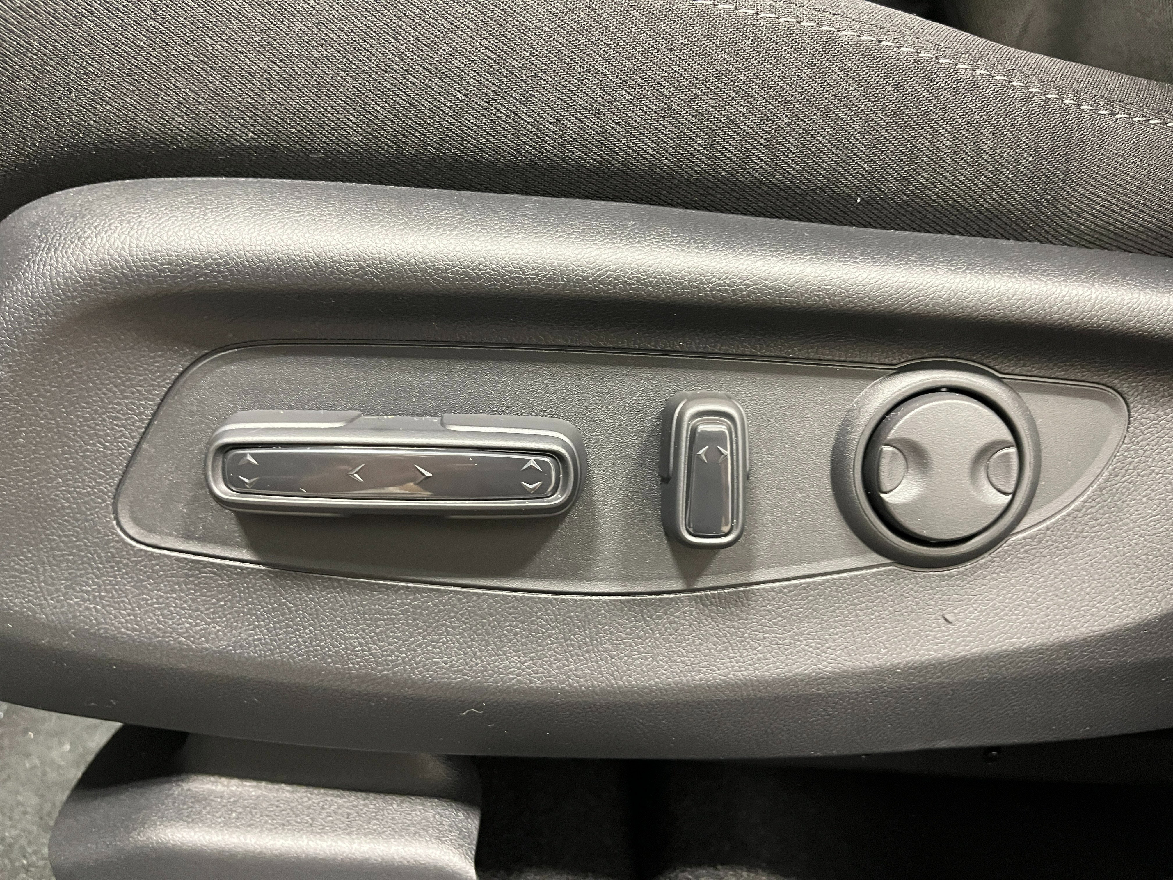 New 2026 Honda CR-V EX image 13